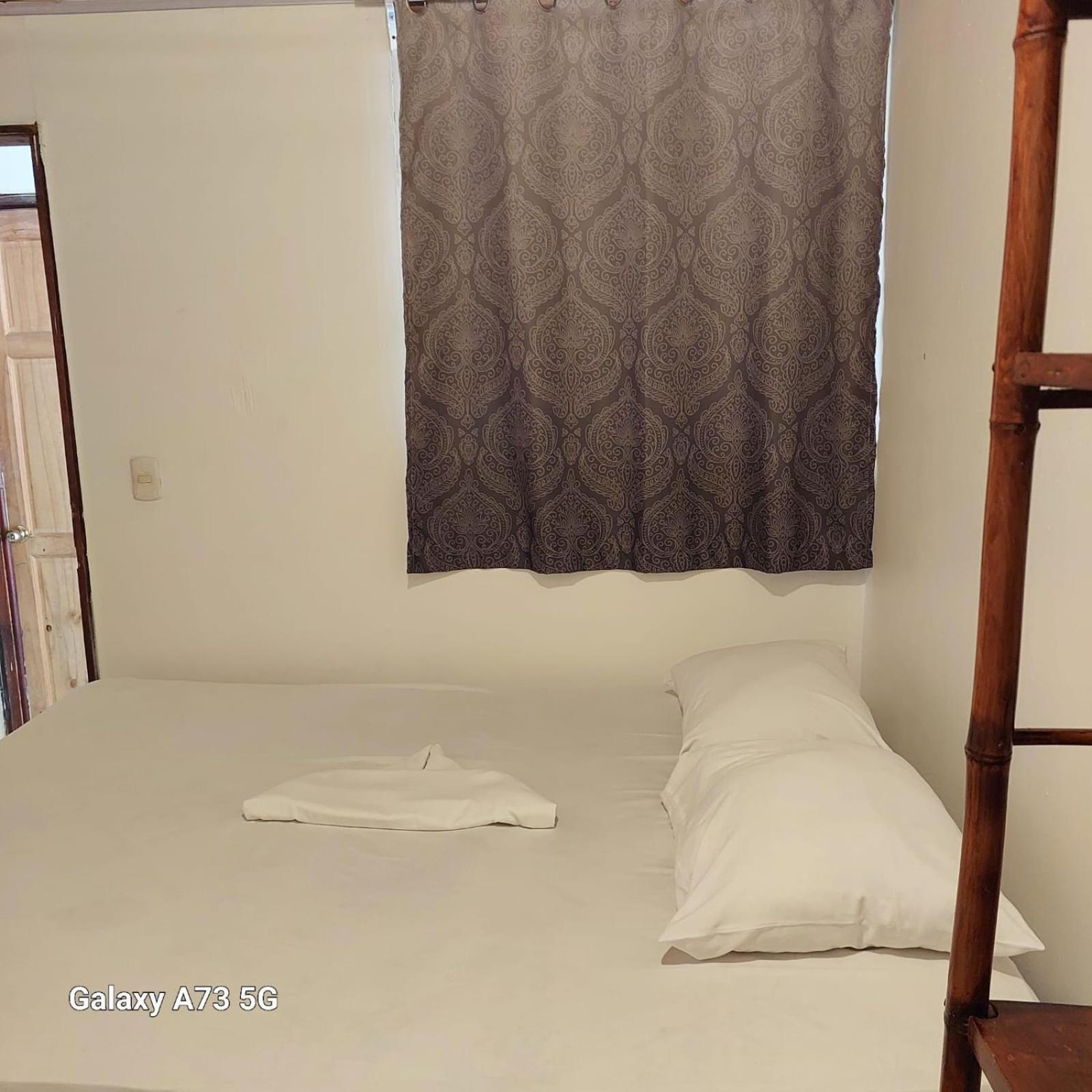 Costa Linda Art Hostel Nationalpark Nationalpark Manuel Antonio Exterior foto