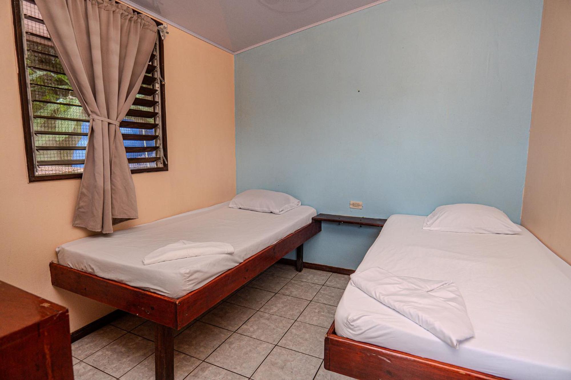 Costa Linda Art Hostel Nationalpark Nationalpark Manuel Antonio Exterior foto