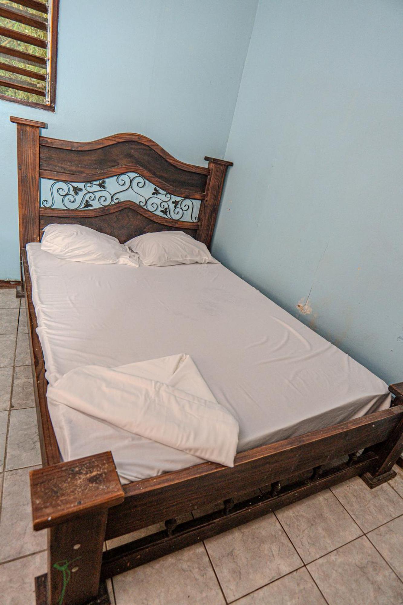 Costa Linda Art Hostel Nationalpark Nationalpark Manuel Antonio Exterior foto