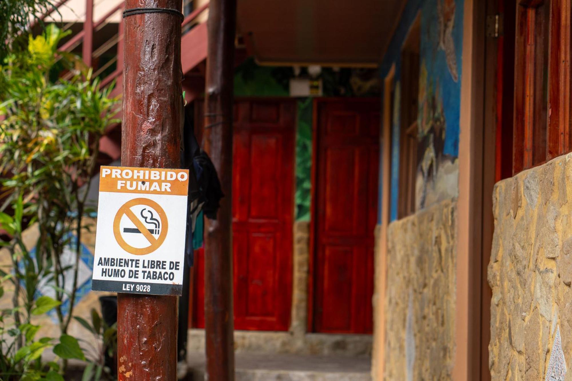 Costa Linda Art Hostel Nationalpark Nationalpark Manuel Antonio Exterior foto