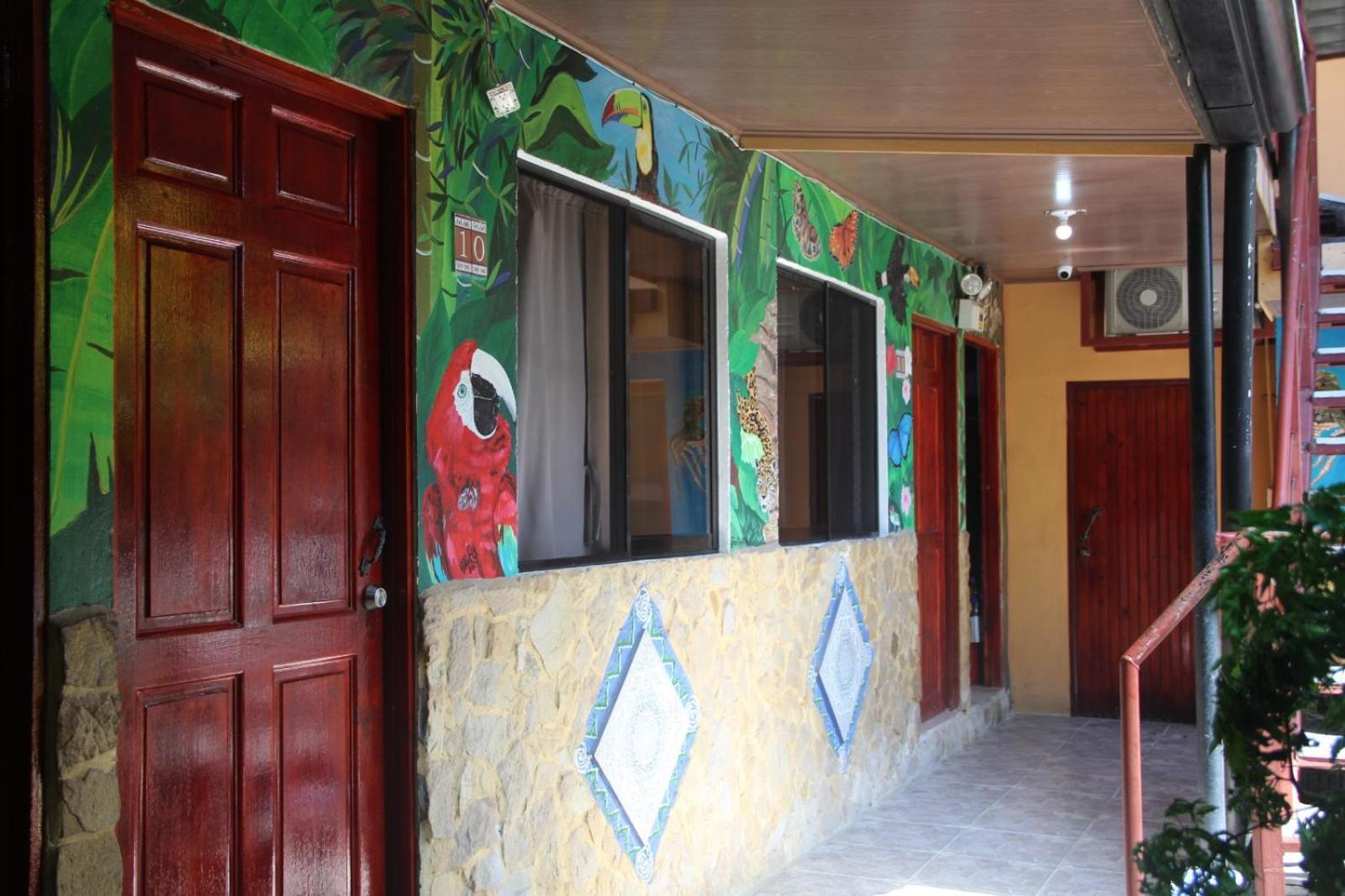 Costa Linda Art Hostel Nationalpark Nationalpark Manuel Antonio Exterior foto