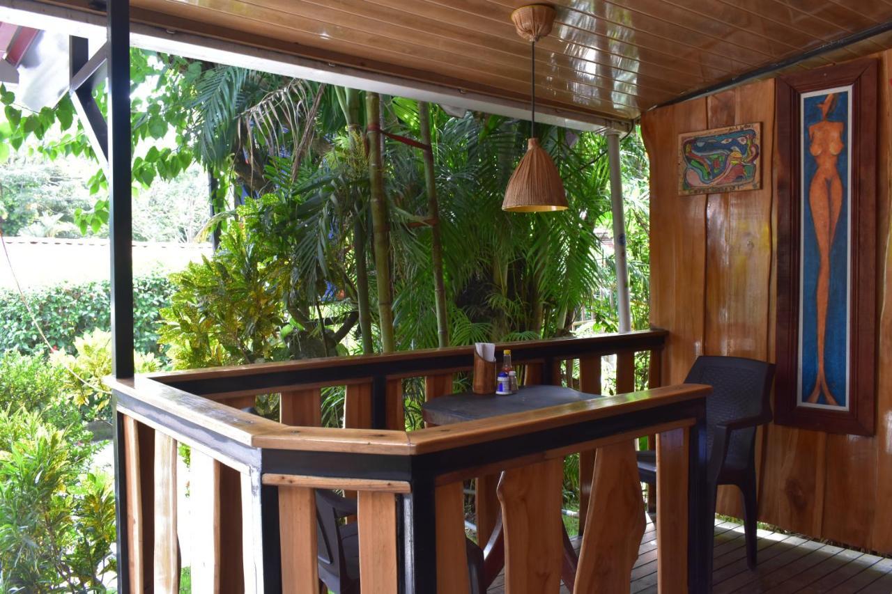 Costa Linda Art Hostel Nationalpark Nationalpark Manuel Antonio Exterior foto